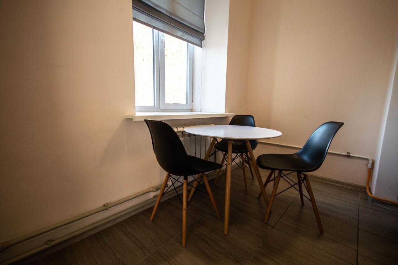 Kyiv Rouge Apartment Ngoại thất bức ảnh
