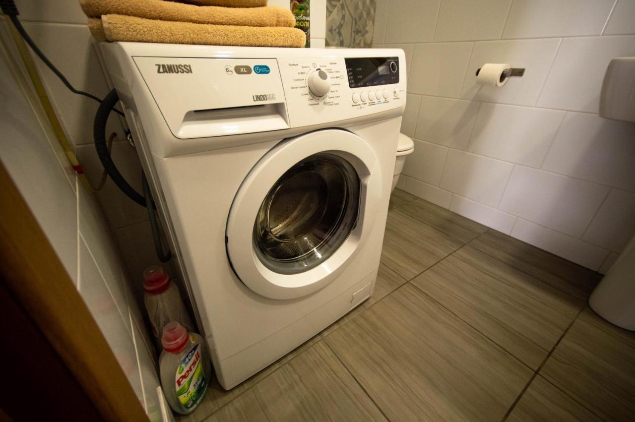 Kyiv Rouge Apartment Ngoại thất bức ảnh